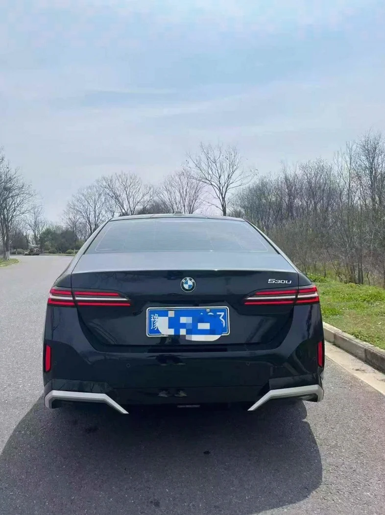 宝马5系 内饰后排