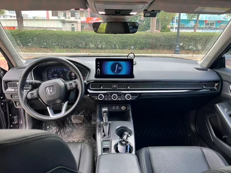 本田型格 后面外观二