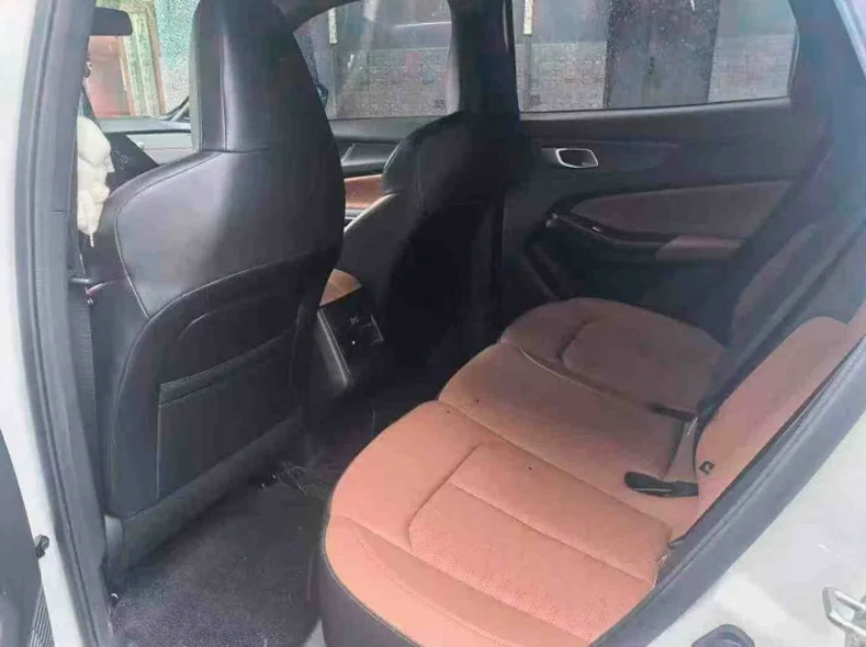 长安汽车启源 后面外观一