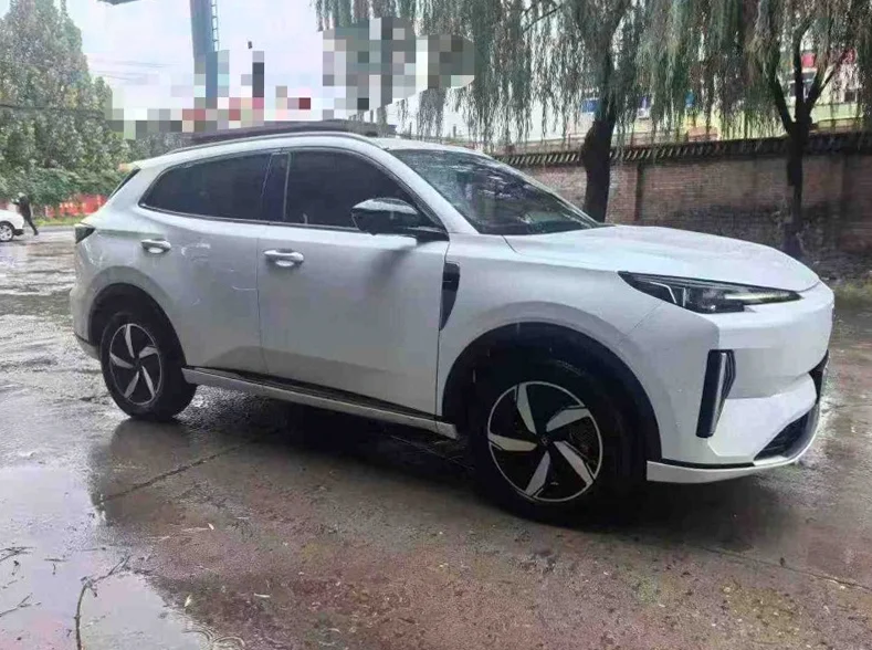 长安汽车启源 正面外观二