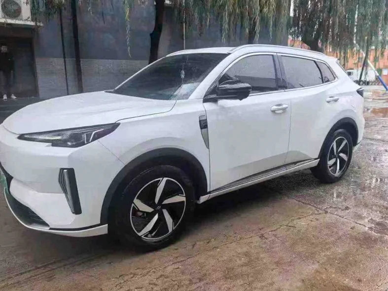 长安汽车启源 正面外观三