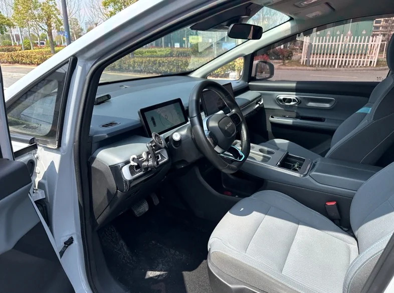 传祺埃安Y 后面外观三