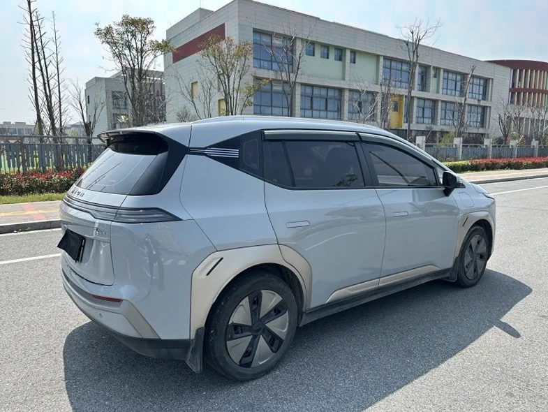 传祺埃安Y 后面外观二