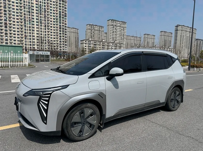 传祺埃安Y 正面外观二