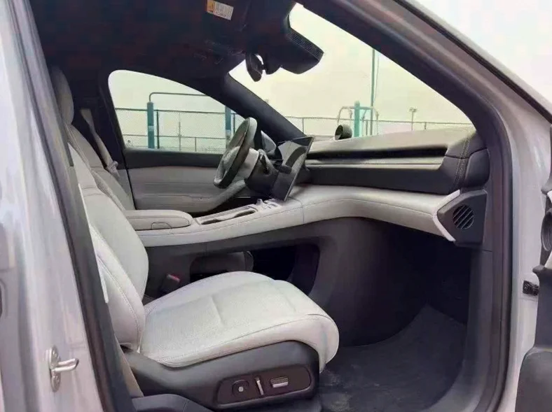 蔚来ET5 后面外观三