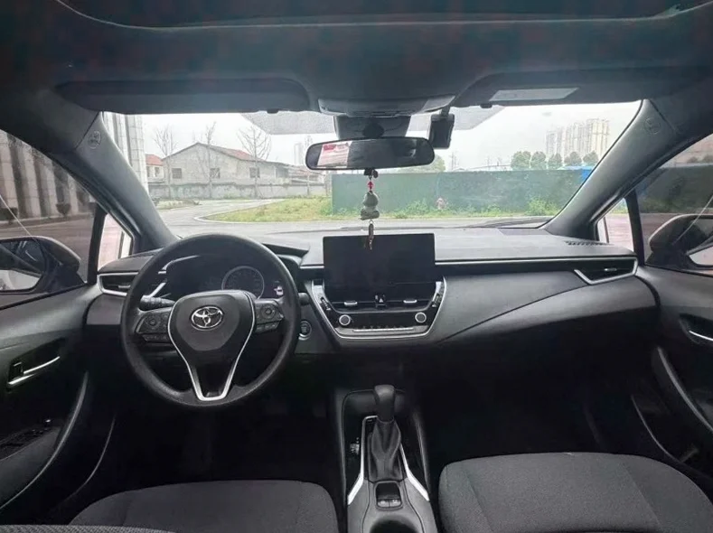 丰田雷凌 后面外观三