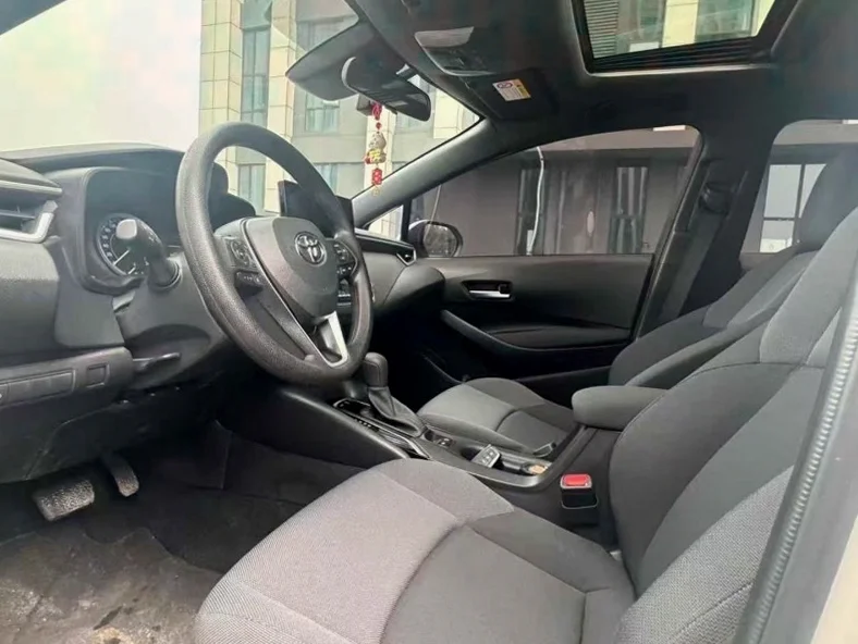 丰田雷凌 后面外观一