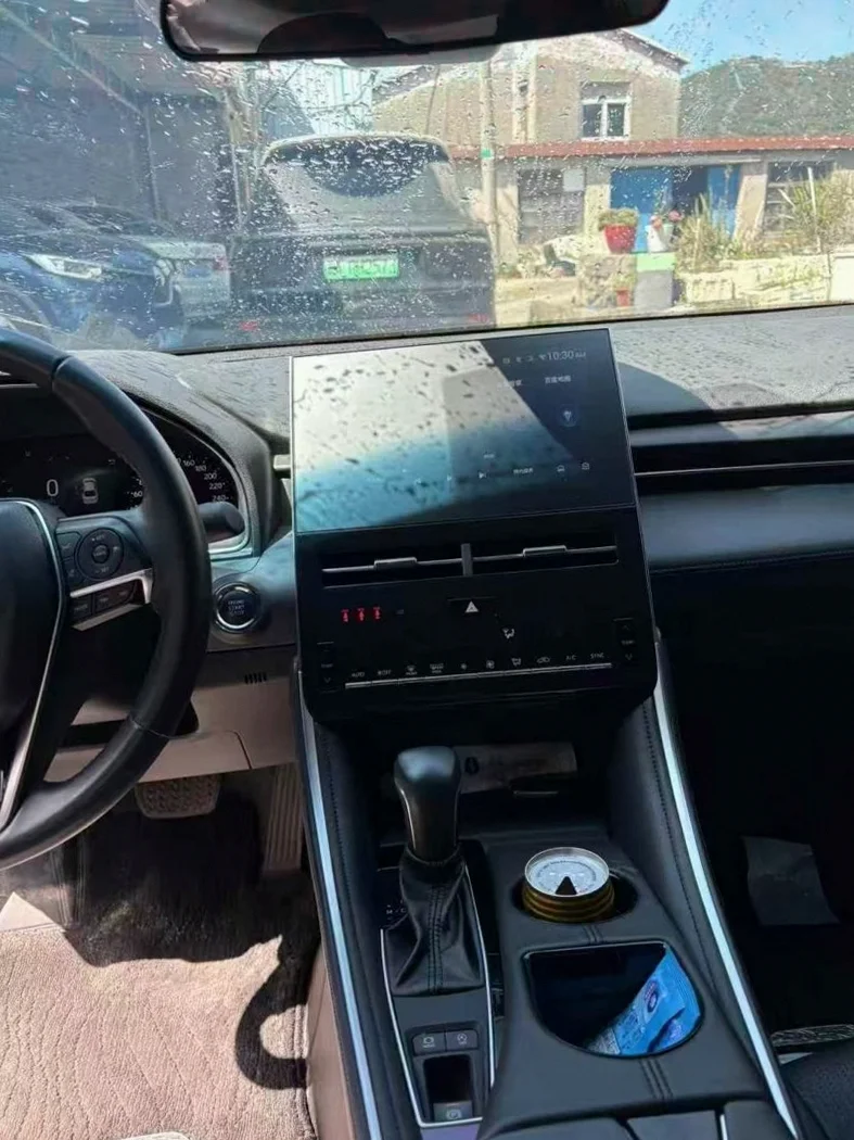 丰田亚洲龙 后面外观三