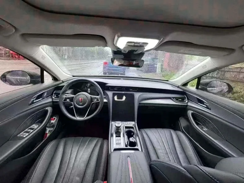 红旗H5 后面外观一