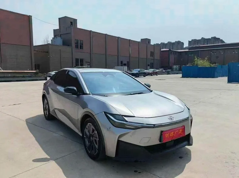 丰田BZ3Pro 正面外观二