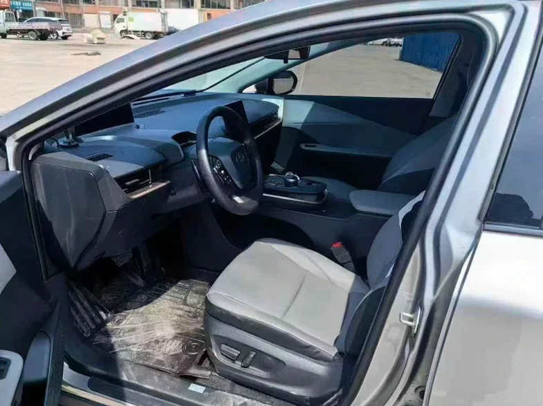 丰田BZ3Pro 后面外观一