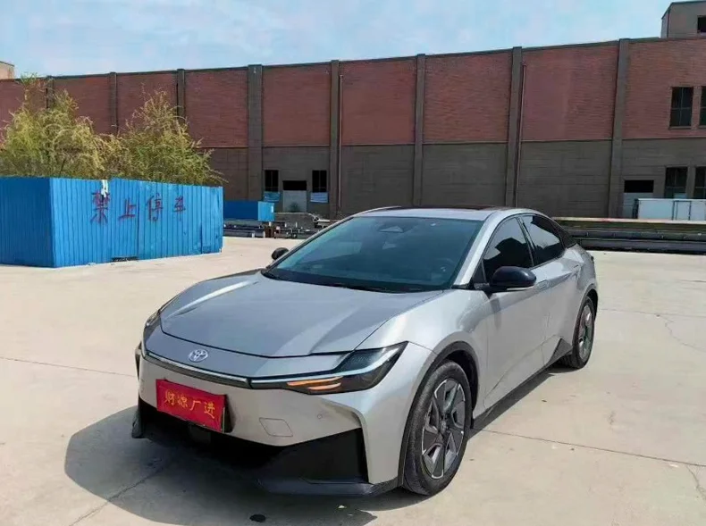 丰田BZ3Pro 正面外观三