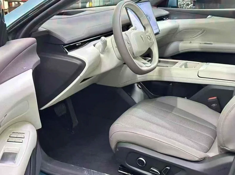 长安汽车深蓝 后面外观一