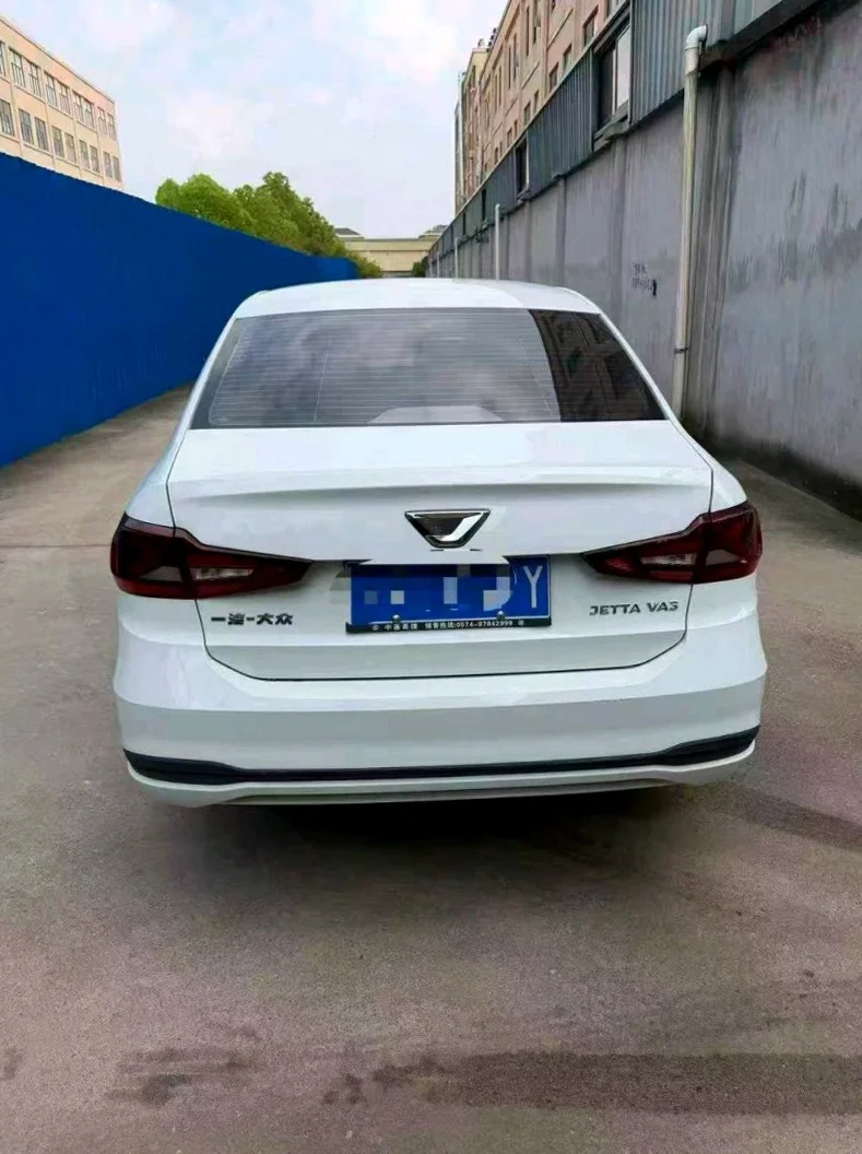 大众捷达 驾驶室