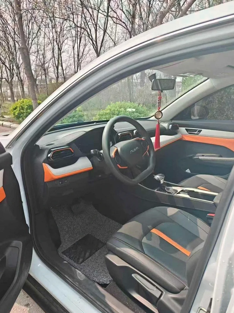 东风奕炫 后面外观一