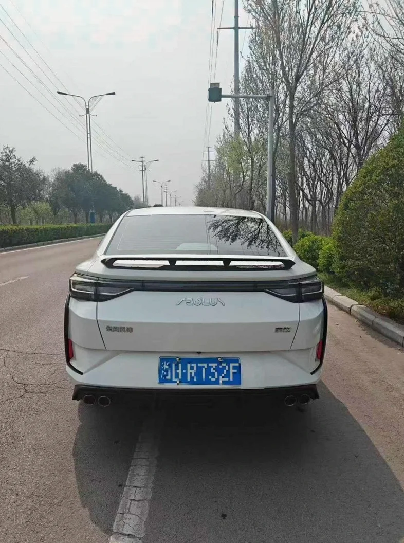 东风奕炫 驾驶室