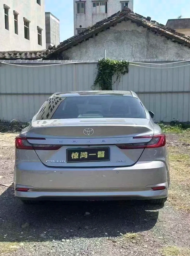 丰田凯美瑞 驾驶室