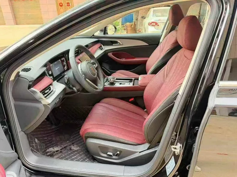 红旗H5 后面外观三