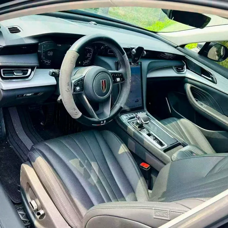 红旗H5 后面外观二