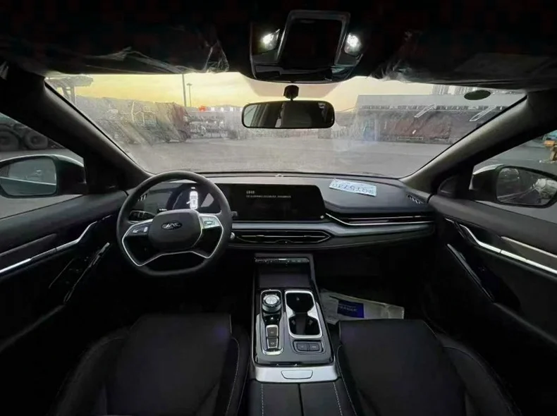 江淮QX 后面外观一