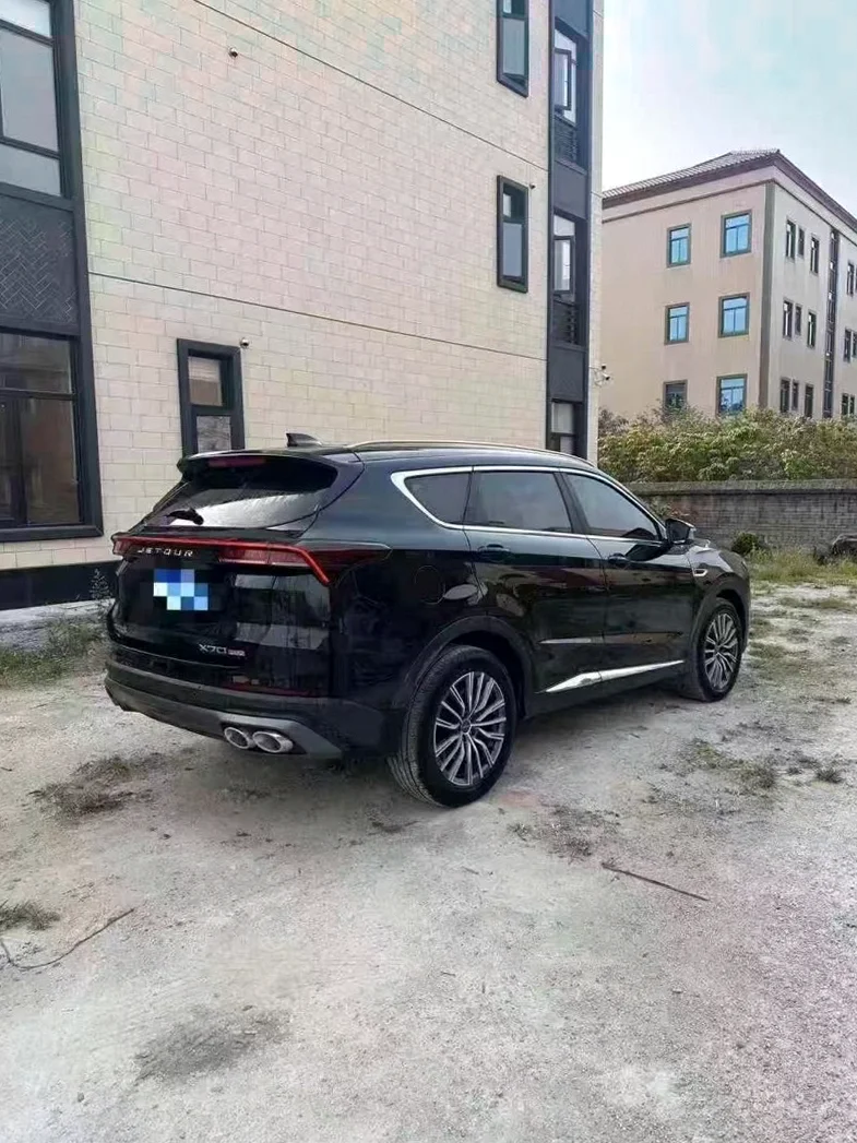 奇瑞捷途 内饰前排