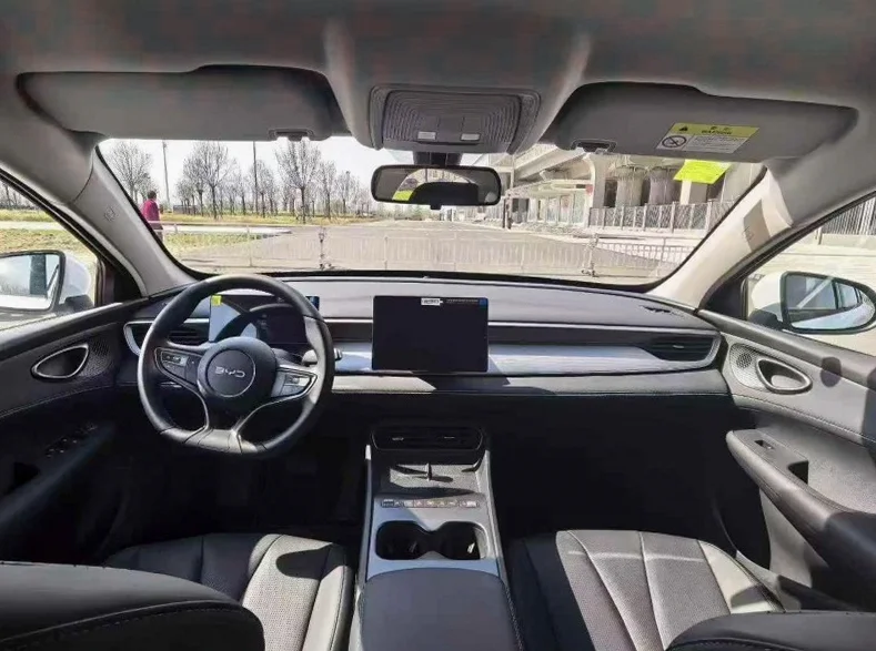 比亚迪海豹 后面外观二