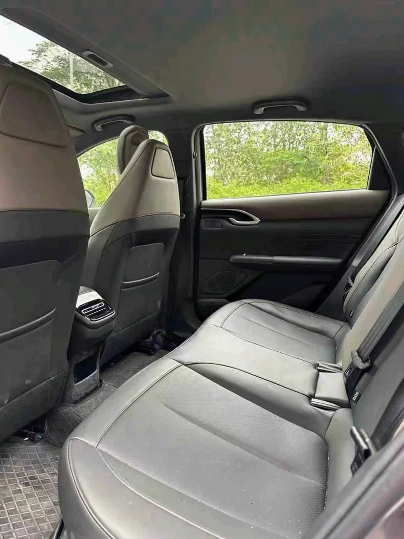 长安汽车逸动 后面外观二