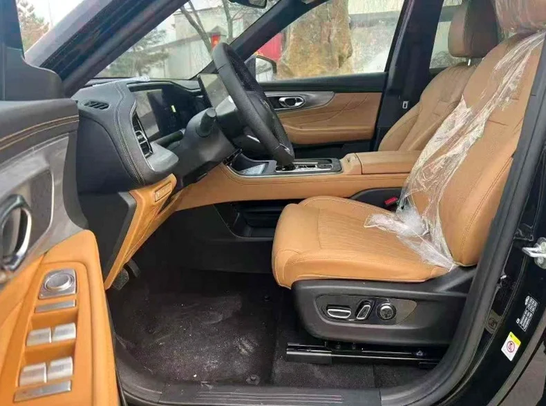 传祺GS8 后面外观三