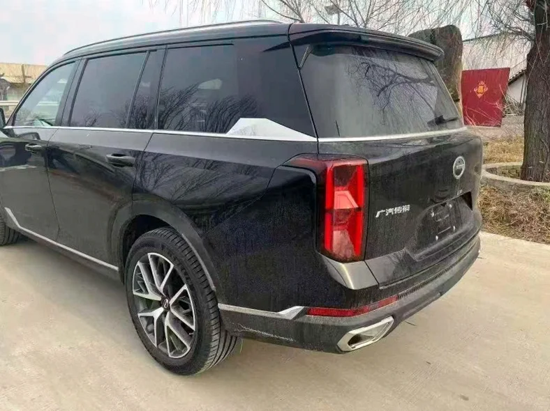 传祺GS8 内饰前排