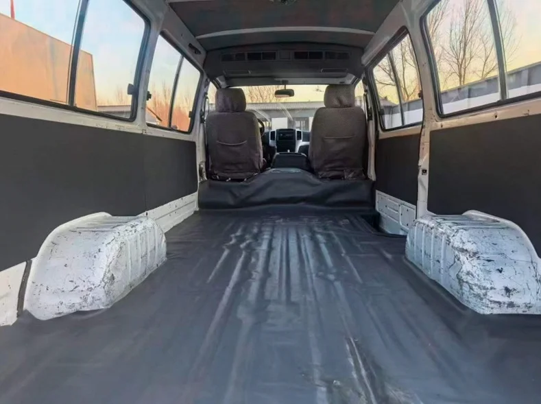 福田风景 内饰后排