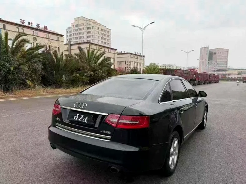 奥迪A6L 后面外观一
