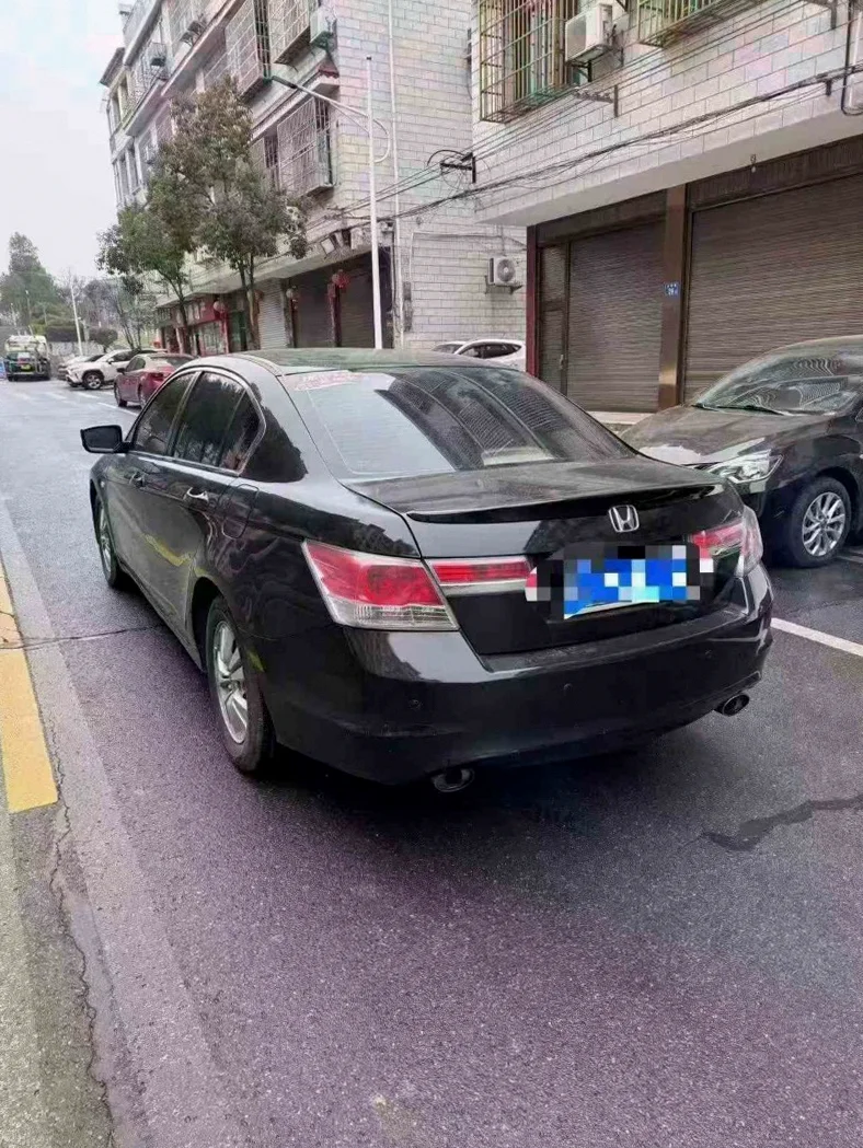 本田雅阁 驾驶室
