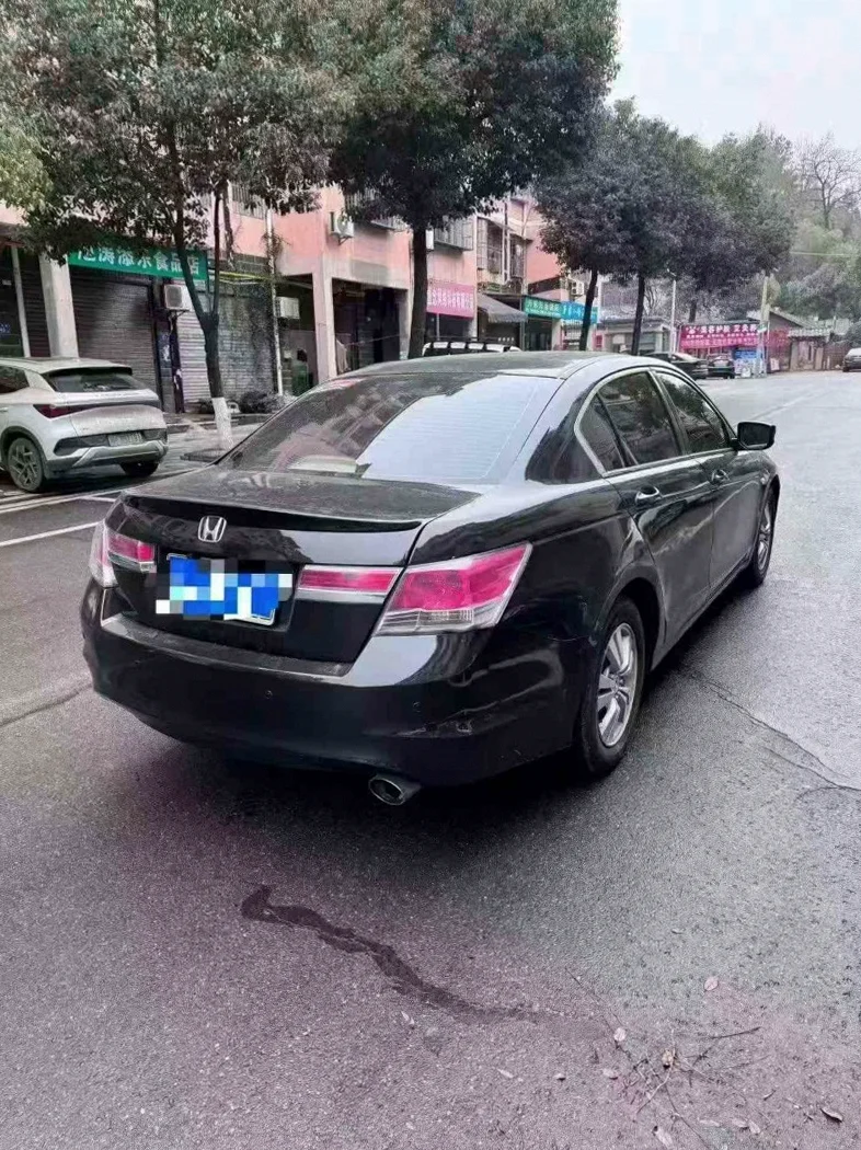 本田雅阁 内饰前排