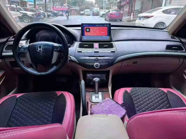 本田雅阁 后面外观二