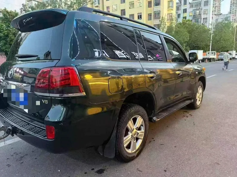 丰田兰德酷路泽 内饰后排