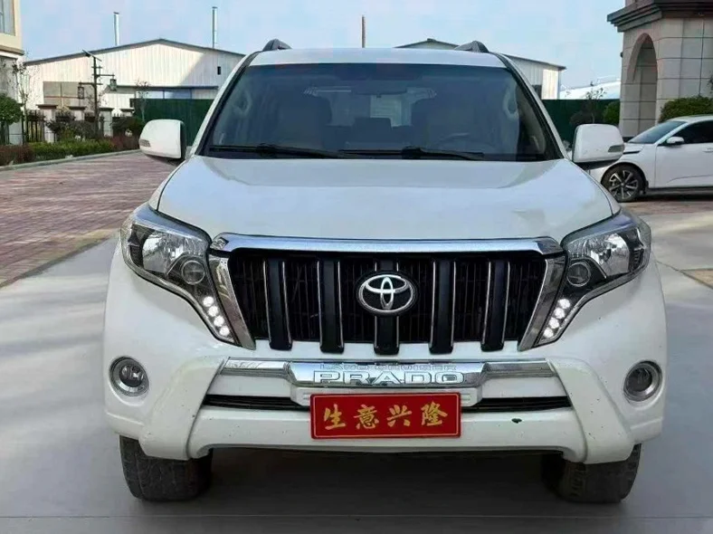 12年丰田普拉多2700中东版带背包