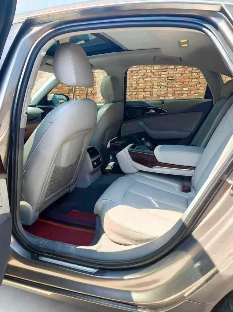 奥迪A6L 后面外观三