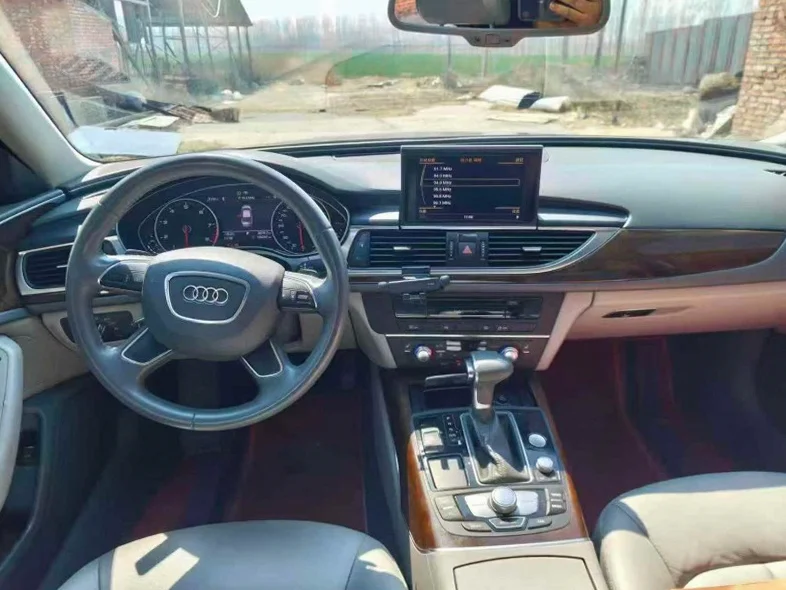 奥迪A6L 后面外观二