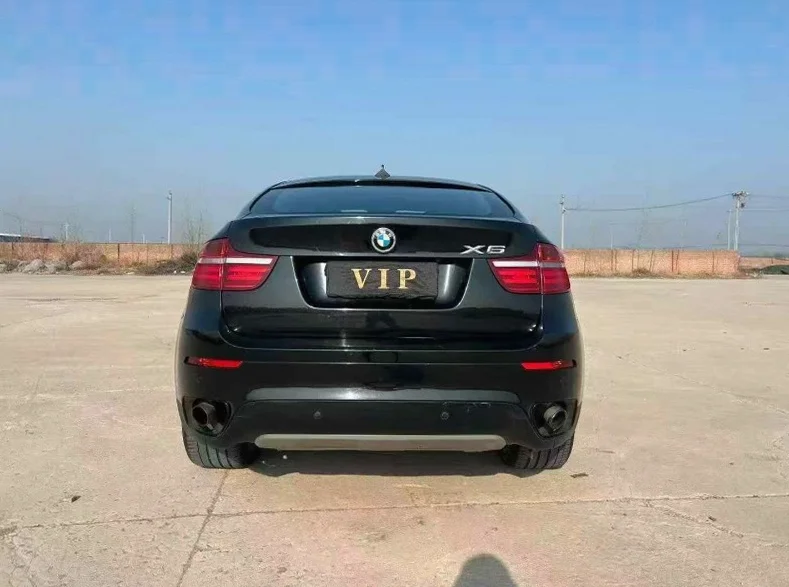 宝马X6 内饰后排