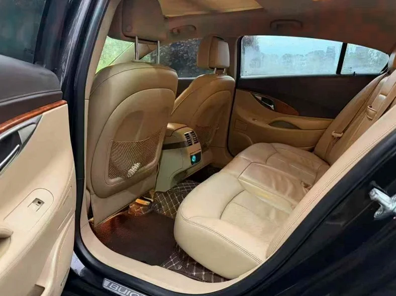 别克君威 后面外观二