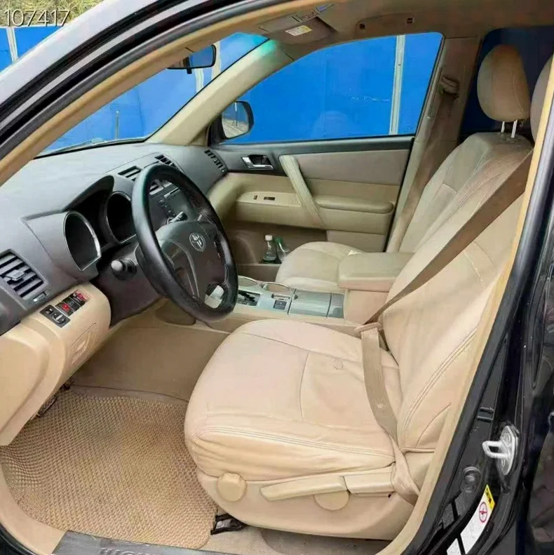 丰田汉兰达 后面外观一