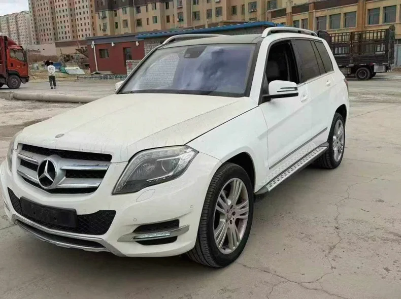 奔驰GLK 正面外观二