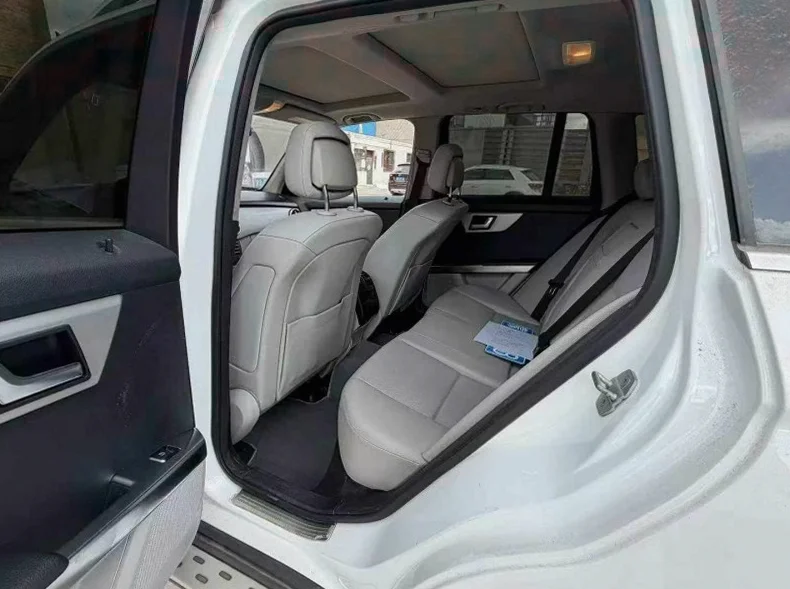 奔驰GLK 后面外观三