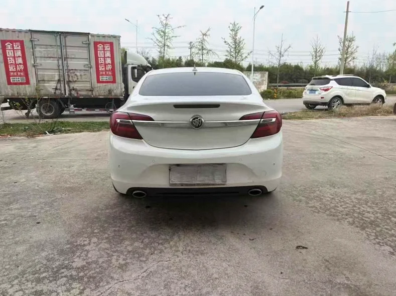 别克君威 驾驶室