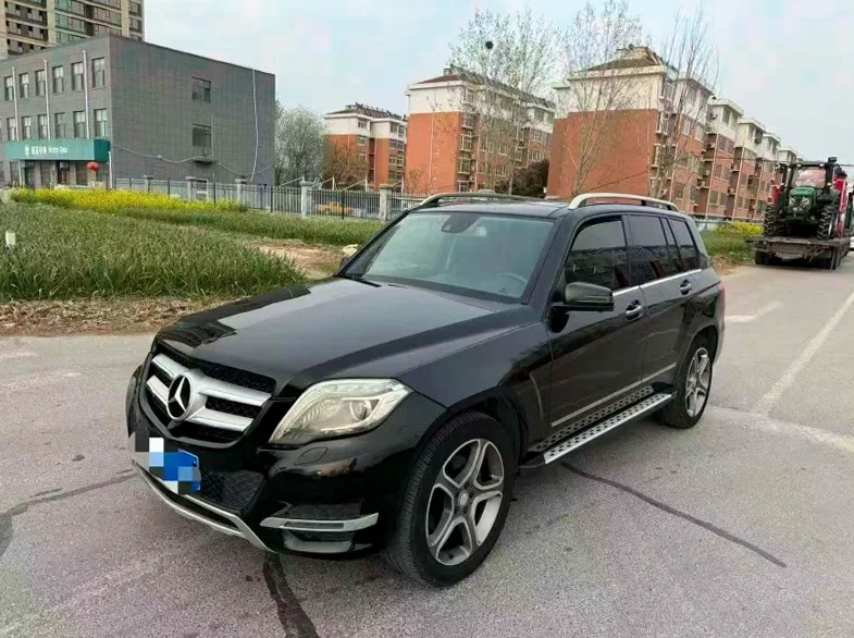 奔驰GLK 正面外观二