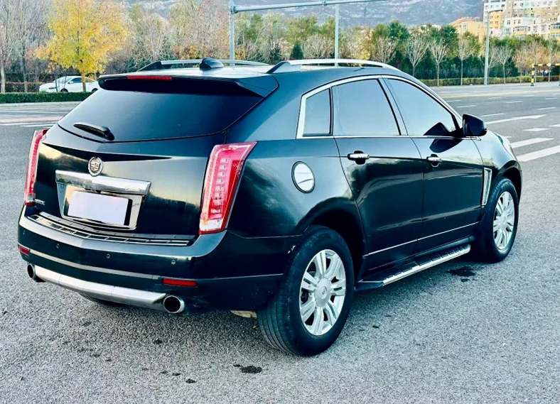 凯迪拉克SRX 内饰前排