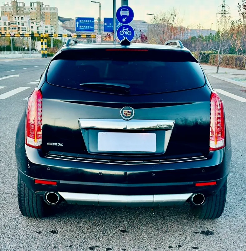 凯迪拉克SRX 内饰后排