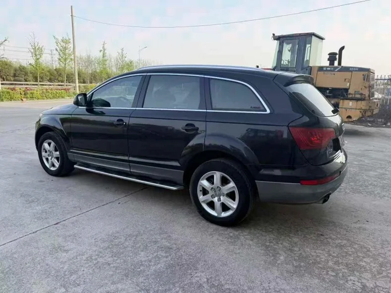 奥迪Q7 内饰后排