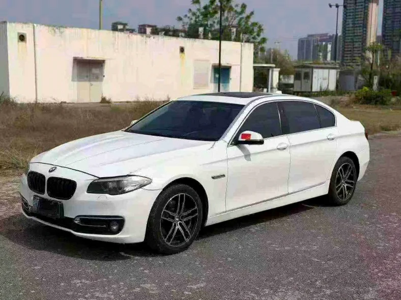 宝马5系 正面外观二