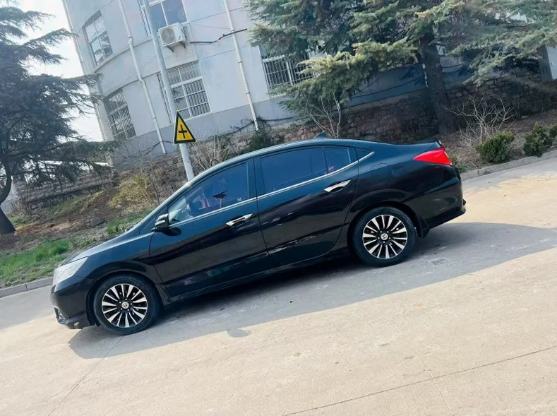 本田凌派 后面外观三